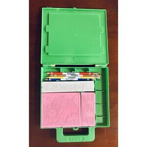 1982 - Cabbage Patch Kids Storybook Kit by TOMY w/ 15 Double Sided Plates!!